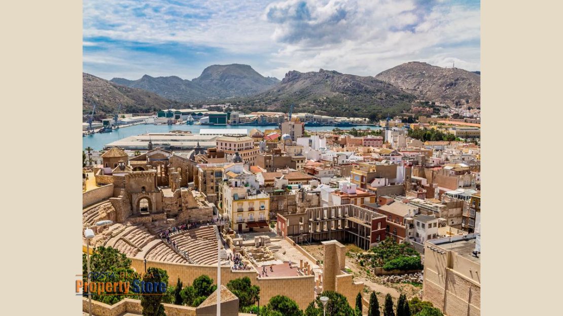 2 bed 2 bath penthouse apartment in cartagena city with roof terrace