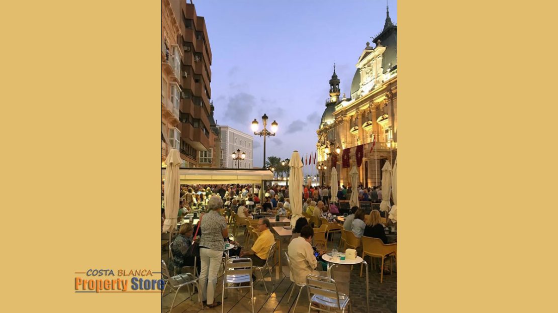 2 bed 2 bath penthouse apartment in cartagena city with roof terrace